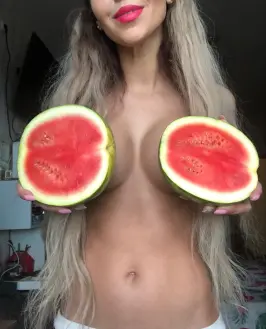 Массажистка Юля из